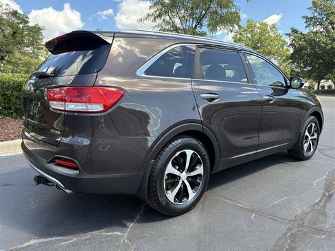 Used 2018 Kia Sorento EX FWD image 8