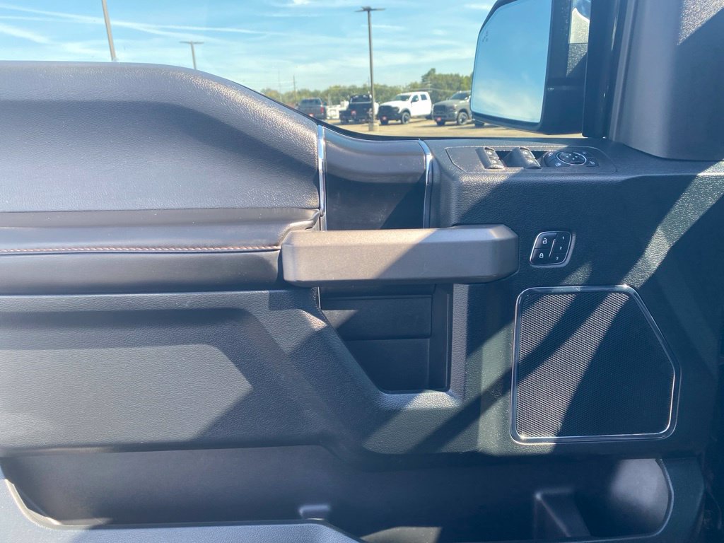Used 2018 Ford F150 Platinum AWD/4WD image 11