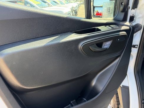 Used 2024 Mercedes-Benz Sprinter 2500 image 14