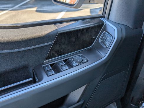 Certified 2021 Ford F150 Lariat image 18