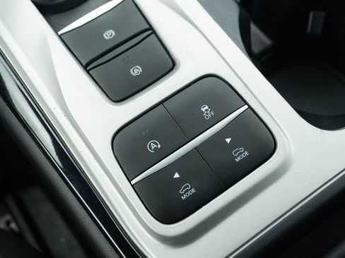 Used 2023 Ford Explorer ST RWD image 31