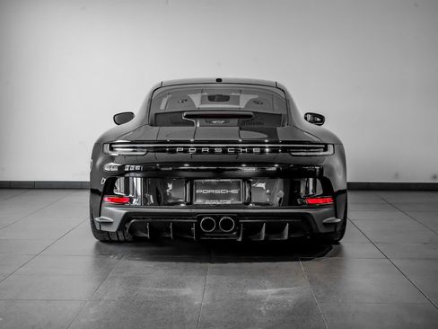 Certified 2022 Porsche 911 GT3 RWD image 6