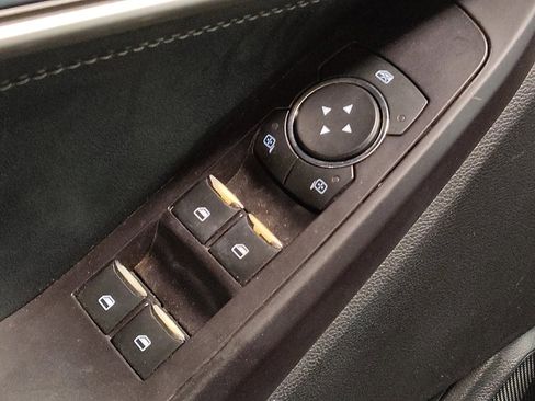 Used 2020 Ford Explorer XLT w/ Equipment Group 202A image 27