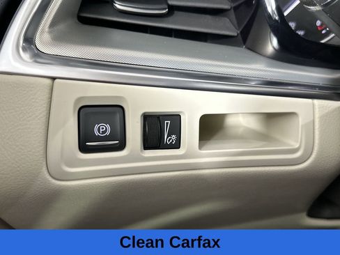 Certified 2024 Cadillac XT5 Premium Luxury w/ LPO, Floor Liner Package FWD image 20
