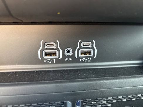 New 2026 RAM 2500 Big Horn AWD/4WD image 11