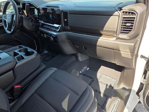 Certified 2023 Chevrolet Silverado 1500 LT AWD/4WD image 18
