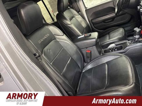 Used 2019 Jeep Wrangler Unlimited Sahara w/ Dual Top Group image 36