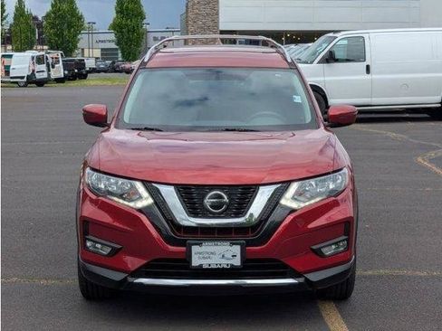 Used 2018 Nissan Rogue SV AWD/4WD image 46