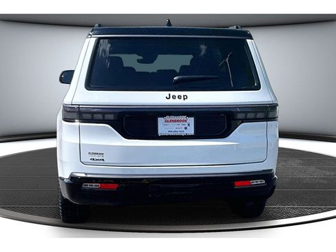 New 2026 Jeep Grand Wagoneer 4WD image 5