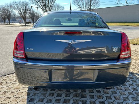 Used 2008 Chrysler 300 C image 6
