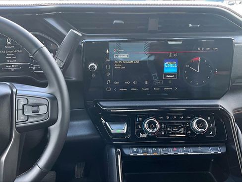 Certified 2024 GMC Sierra 2500 AT4 w/ AT4 Premium Plus Package image 7