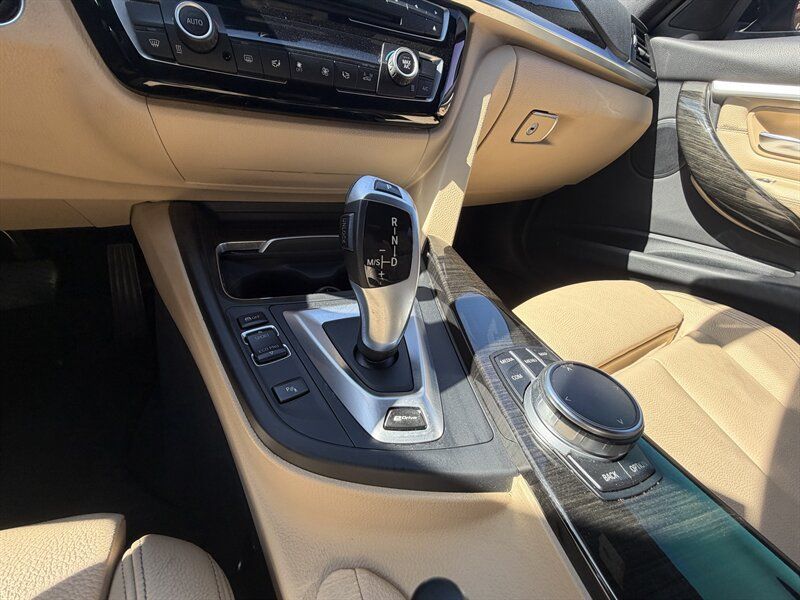 Used 2017 BMW 330e RWD image 19