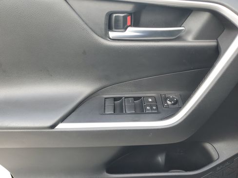 Used 2020 Toyota RAV4 Adventure image 26