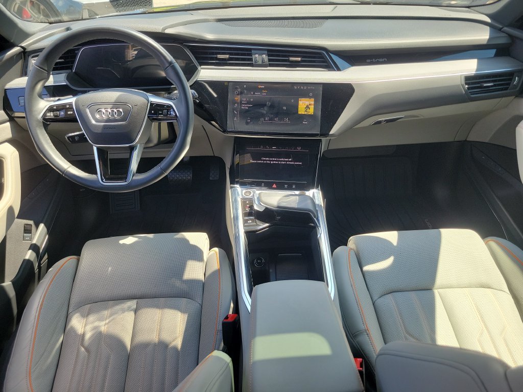 Certified 2024 Audi Q8 e-tron Prestige AWD/4WD image 3