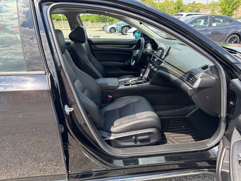 Used 2021 Honda Accord EX-L image 7
