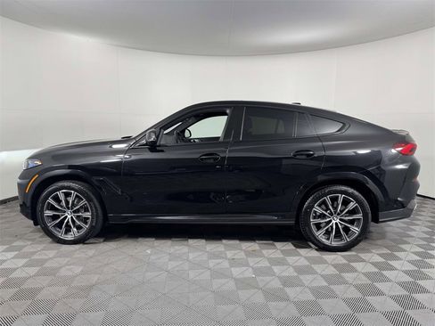 Used 2025 BMW X6 xDrive40i image 11