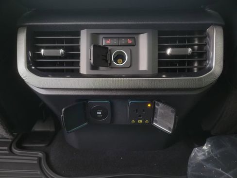 New 2025 Ford F150 Platinum w/ Equipment Group 702A High image 13