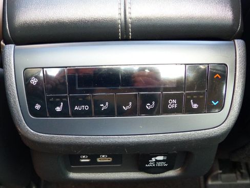 Used 2022 Nissan Pathfinder Platinum w/ Cargo Package image 56