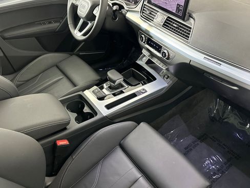 Used 2025 Audi Q5 2.0T Premium Plus w/ Premium Plus Package image 15