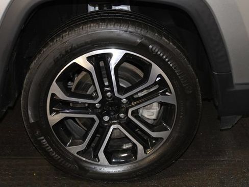 Used 2024 Jeep Compass Limited AWD/4WD image 32