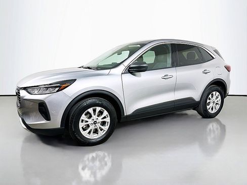 Used 2023 Ford Escape Active image 3
