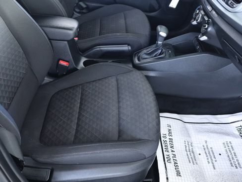 Used 2021 Kia Rio S image 37