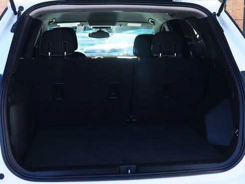 Used 2020 Chevrolet Equinox LS image 24