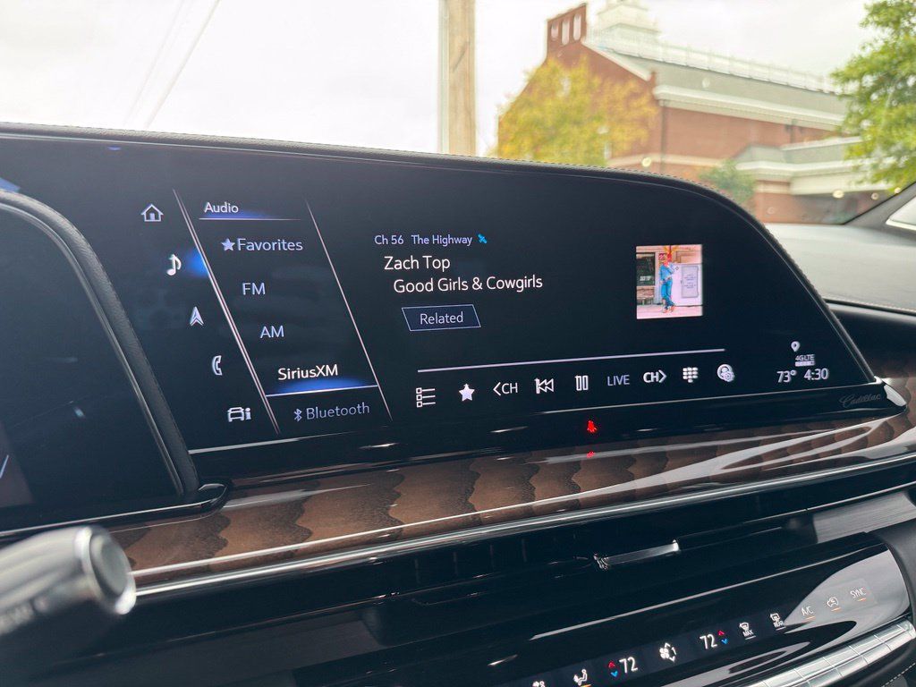 Certified 2023 Cadillac Escalade Sport Platinum w/ LPO, ONYX Package AWD/4WD image 27