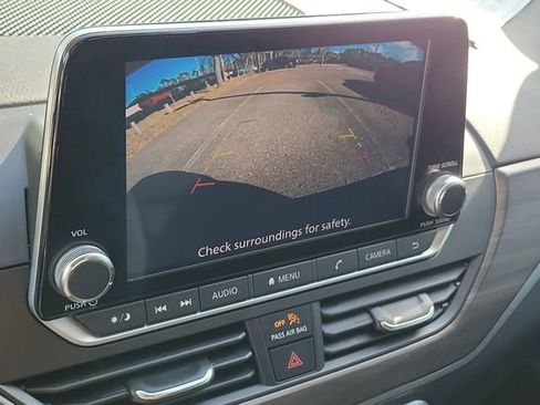 Used 2024 Nissan Altima 2.5 SV image 27