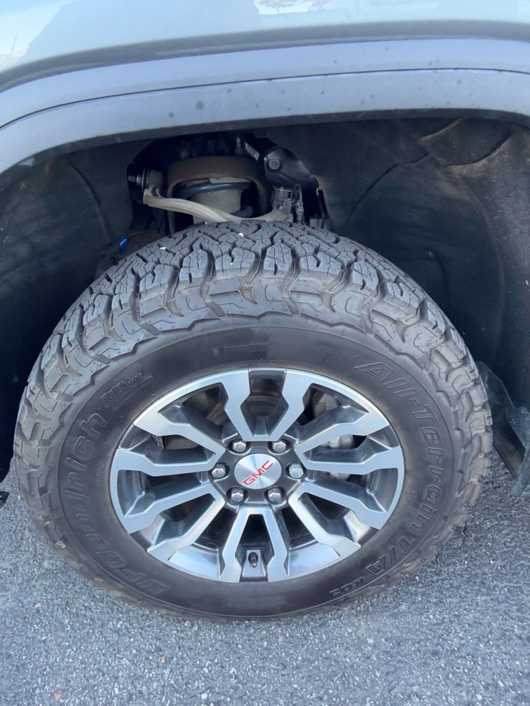 Used 2021 GMC Sierra 1500 AT4 AWD/4WD image 9
