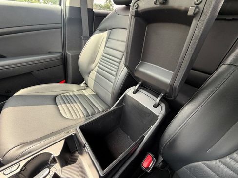 Used 2023 Kia Sportage SX AWD/4WD image 16