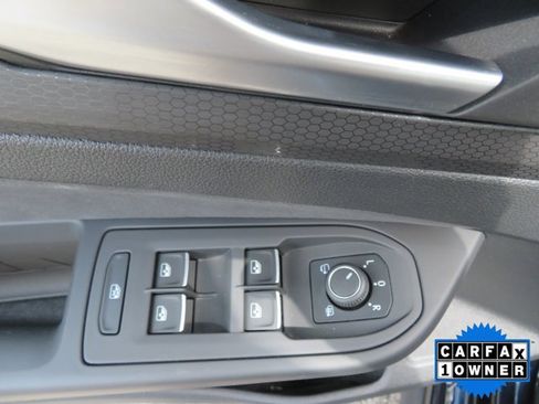 Used 2024 Volkswagen GTI SE image 20