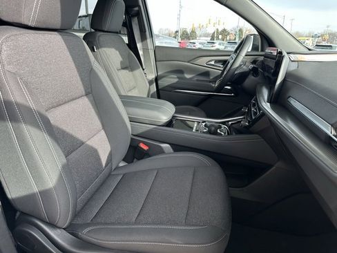 Certified 2024 Chevrolet Traverse LT w/ Trailering Package image 10