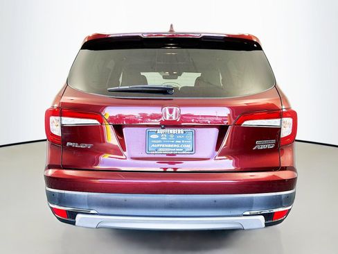 Used 2021 Honda Pilot Touring image 6