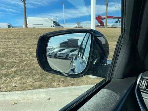 New 2026 Jeep Grand Cherokee Limited w/ Trailer Tow Package AWD/4WD image 15