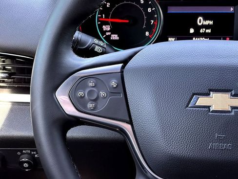 Used 2023 Chevrolet Traverse LT image 22