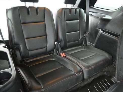 Used 2017 Ford Explorer Sport AWD/4WD image 10