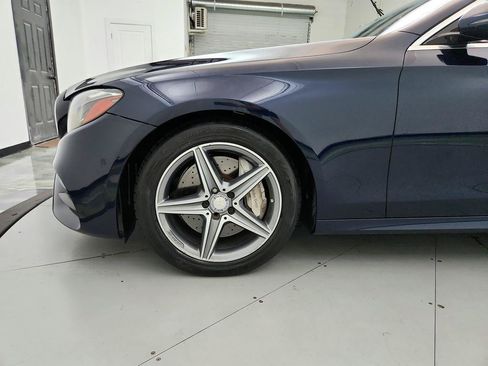Used 2017 Mercedes-Benz E 300 4MATIC image 33