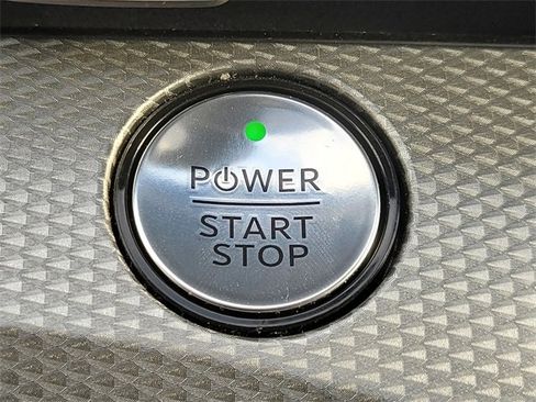 Certified 2022 Ford Mustang Mach-E Select image 28