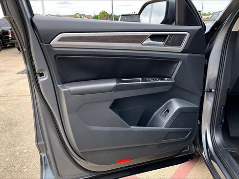 Used 2019 Volkswagen Atlas SEL FWD image 22