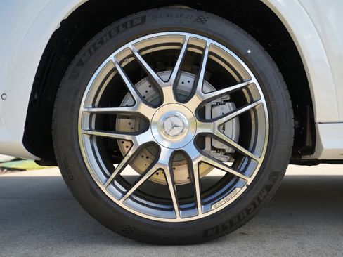 New 2026 Mercedes-Benz GLE 53 AMG 4MATIC image 13