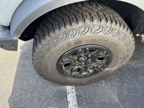 Used 2024 Ford Bronco Wildtrak image 34