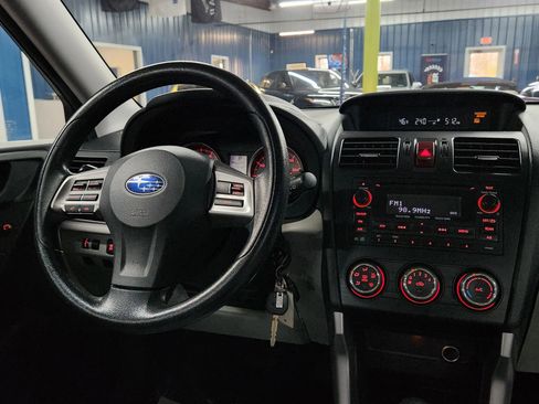 Used 2014 Subaru Forester 2.5i image 32