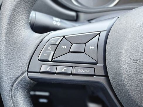 New 2025 Nissan Versa S w/ Trunk Package FWD image 17