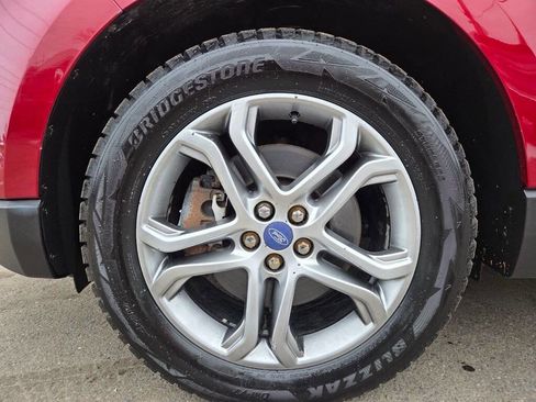 Used 2016 Ford Edge Titanium w/ Technology Package image 12