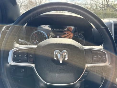 Used 2022 RAM 1500 Big Horn image 30