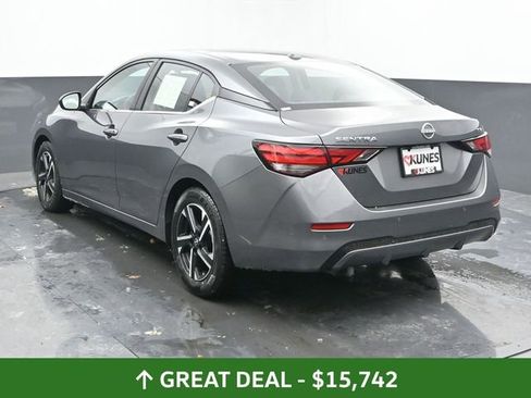 Used 2024 Nissan Sentra SV image 9