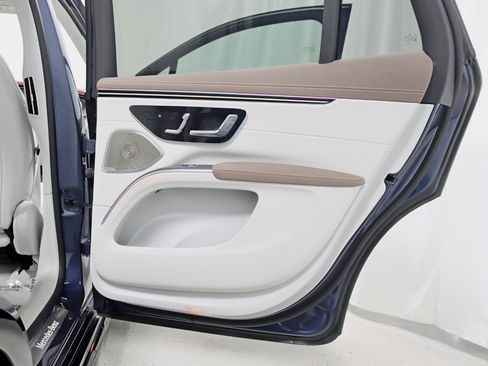 Used 2023 Mercedes-Benz EQS 450+ 4MATIC SUV w/ AMG Line Exterior Package image 37