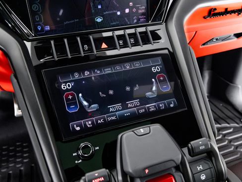 Used 2024 Lamborghini Urus S image 22