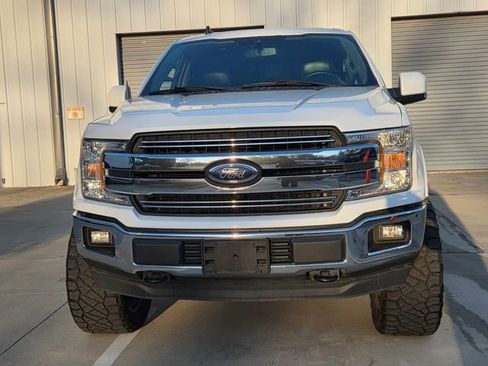 Used 2019 Ford F150 Lariat image 2